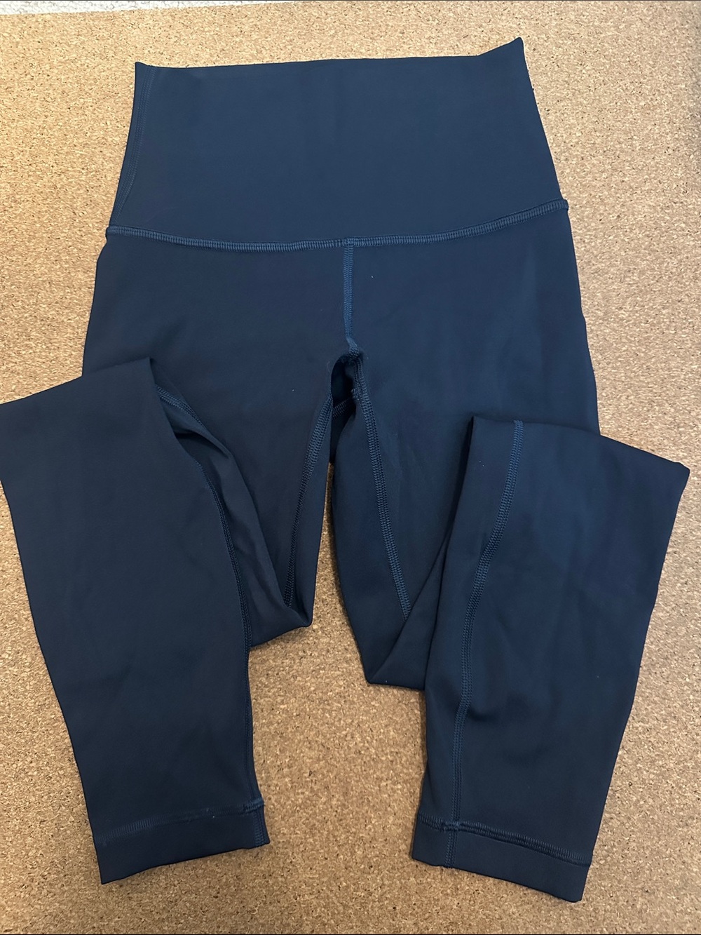 Like new Navy Lululemon leggings